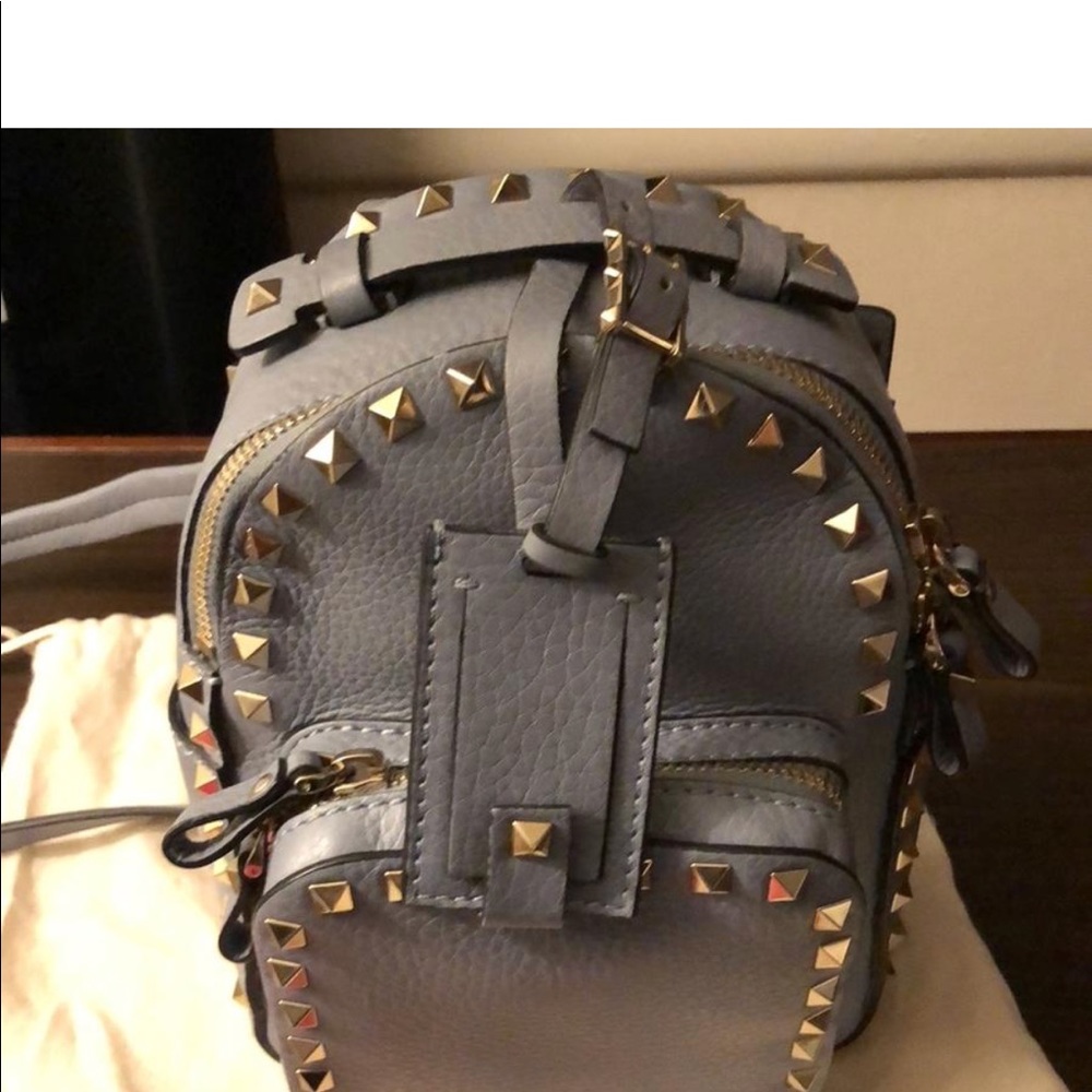 Rockstud Valentino Backpack - Picture 3 of 5